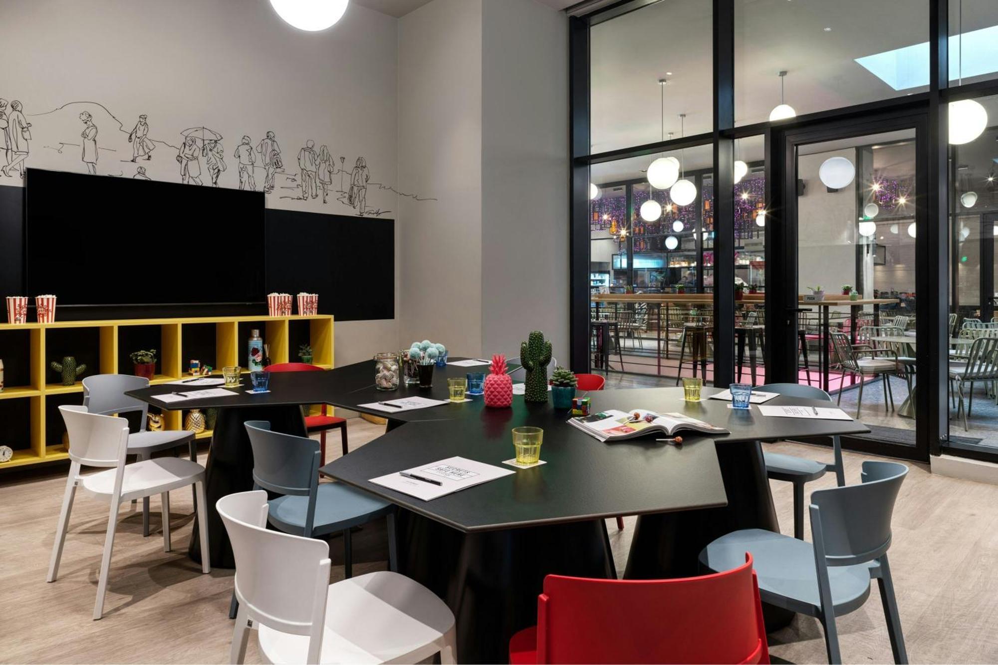 Moxy Athens City Exterior foto